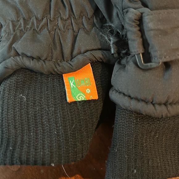 Winter mitts made by KOMBI - Picture 2 of 3